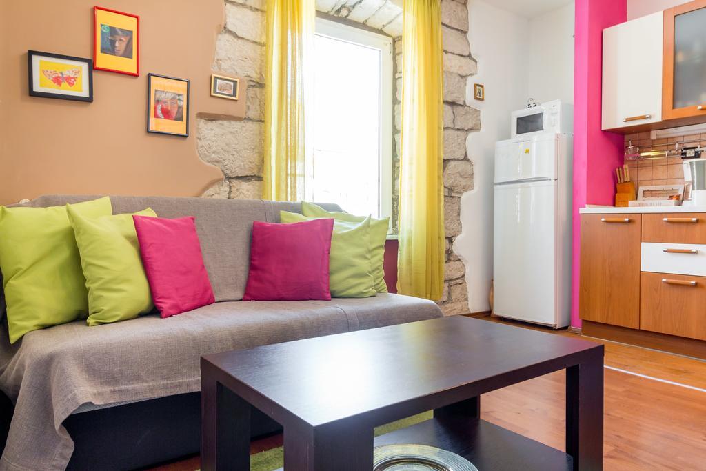 Top Center Room & Apartment Pula Exterior foto