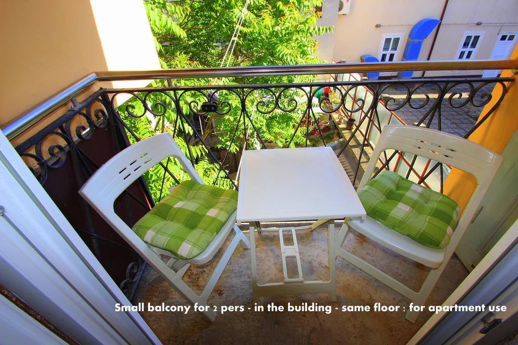 Top Center Room & Apartment Pula Exterior foto
